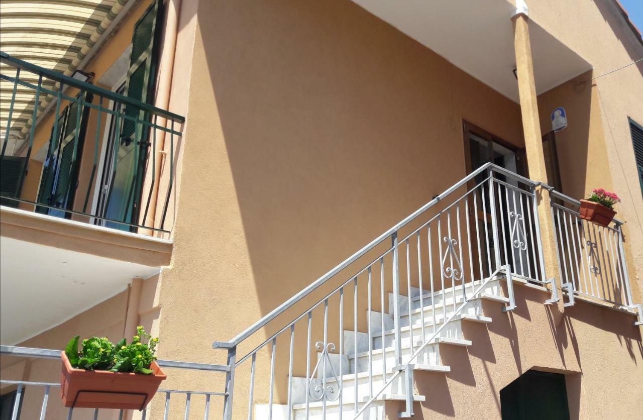A & M House Apartment Moneglia Exterior photo